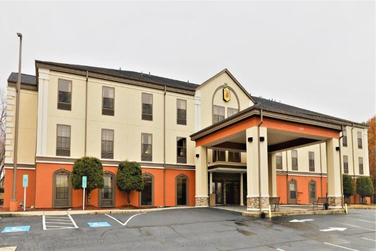 Super 8 By Wyndham High Point/Greensboro Ngoại thất bức ảnh