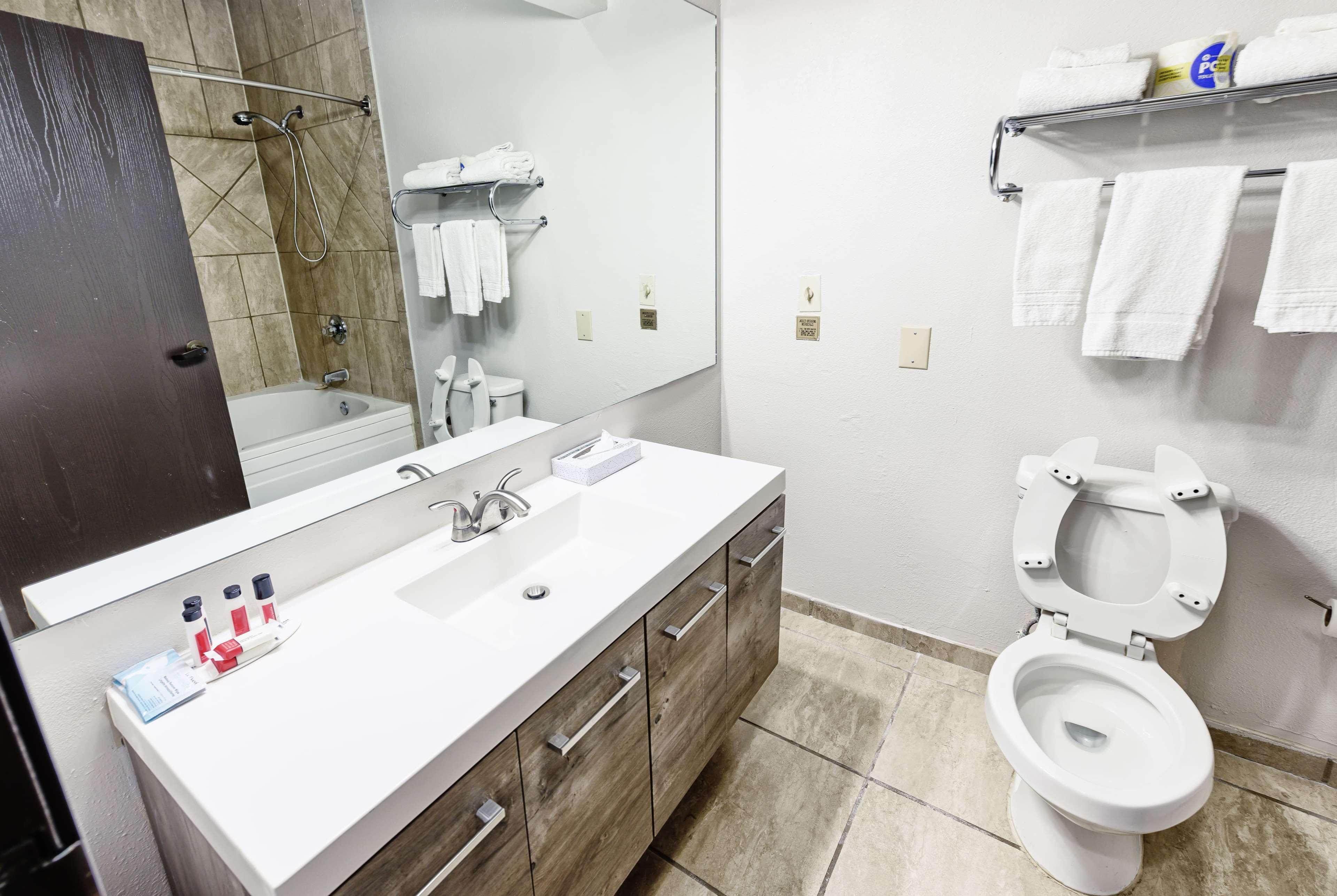 Super 8 By Wyndham High Point/Greensboro Ngoại thất bức ảnh