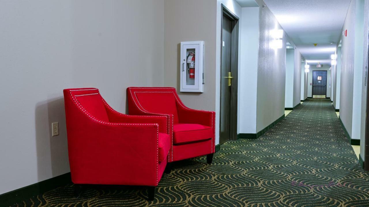 Super 8 By Wyndham High Point/Greensboro Ngoại thất bức ảnh