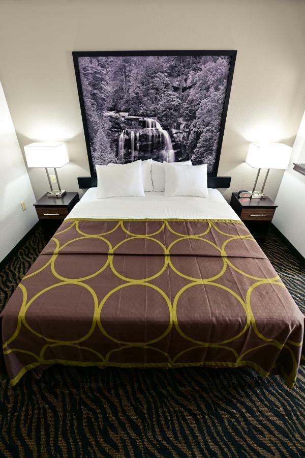 Super 8 By Wyndham High Point/Greensboro Ngoại thất bức ảnh