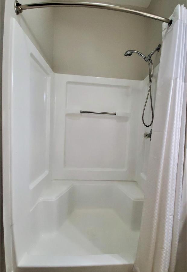 Super 8 By Wyndham High Point/Greensboro Ngoại thất bức ảnh